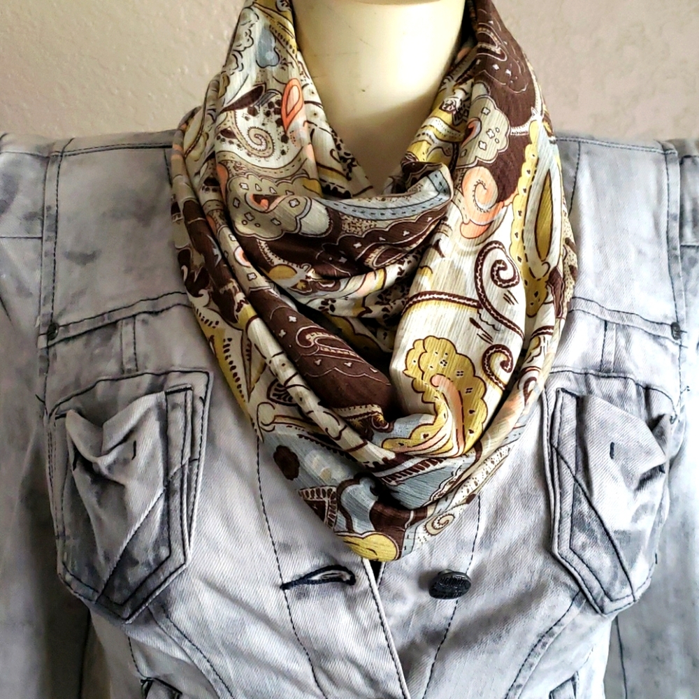 Paisley print chic infinity scarf